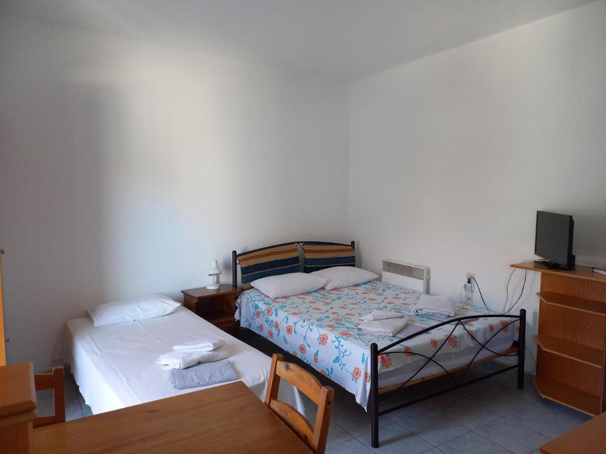 Kasperakos * Skiathos Town